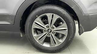 Used 2017 Hyundai Creta [2015-2018] 1.6 SX Plus Auto Petrol Petrol Automatic tyres LEFT REAR TYRE RIM VIEW