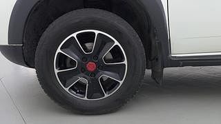 Used 2016 Renault Duster [2015-2019] 85 PS RXS MT Diesel Manual tyres LEFT FRONT TYRE RIM VIEW