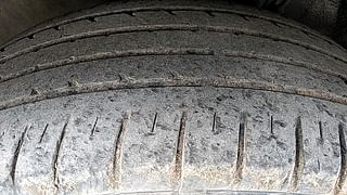Used 2015 Hyundai i20 Active [2015-2020] 1.2 S Petrol Manual tyres LEFT FRONT TYRE TREAD VIEW