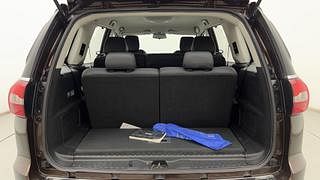 Used 2017 Tata Hexa [2016-2020] XT Diesel Manual interior DICKY INSIDE VIEW