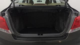 Used 2015 Honda Amaze [2013-2016] 1.2 VX i-VTEC Petrol Manual interior DICKY INSIDE VIEW