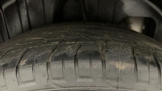 Used 2019 Mahindra XUV 300 W8 (O) Diesel Diesel Manual tyres RIGHT REAR TYRE TREAD VIEW