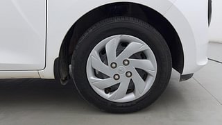 Used 2019 Hyundai New Santro 1.1 Sportz MT Petrol Manual tyres RIGHT FRONT TYRE RIM VIEW