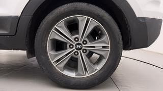 Used 2016 Hyundai Creta [2015-2018] 1.6 SX Plus Auto Petrol Petrol Automatic tyres LEFT REAR TYRE RIM VIEW