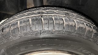 Used 2018 Maruti Suzuki Dzire [2017-2020] VXI Petrol Manual tyres RIGHT REAR TYRE TREAD VIEW