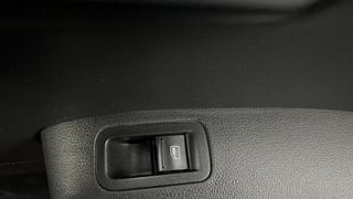 Used 2019 Volkswagen Ameo [2016-2020] 1.0 Comfortline Petrol Petrol Manual top_features Rear power window
