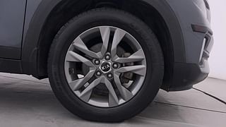 Used 2019 Kia Seltos [2019-2021] HTX Plus AT D Diesel Automatic tyres RIGHT FRONT TYRE RIM VIEW