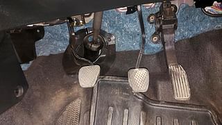 Used 2019 Honda WR-V [2017-2020] VX i-VTEC Petrol Manual interior PEDALS VIEW