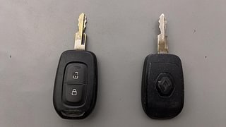 Used 2017 Renault Kwid [2015-2019] 1.0 RXT AMT Opt Petrol Automatic extra CAR KEY VIEW