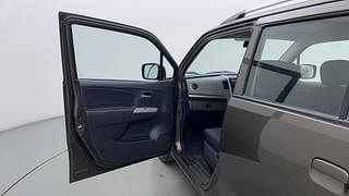Used 2010 Maruti Suzuki Wagon R 1.0 [2010-2019] VXi Petrol Manual interior LEFT FRONT DOOR OPEN VIEW