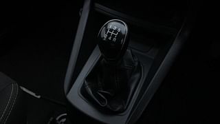 Used 2018 Ford Figo Aspire Titanium 1.2 Ti-VCT Sports Edition Petrol Manual interior GEAR  KNOB VIEW