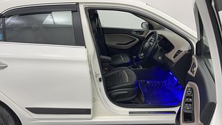 Used 2018 Hyundai Elite i20 [2018-2020] Asta 1.2 Petrol Manual interior RIGHT SIDE FRONT DOOR CABIN VIEW