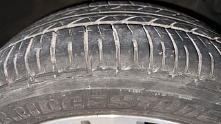 Used 2017 Hyundai i20 Active [2015-2020] 1.4 SX Diesel Manual tyres RIGHT FRONT TYRE TREAD VIEW