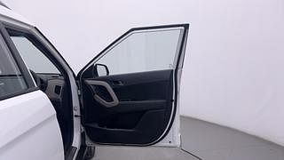 Used 2015 Hyundai Creta [2015-2018] 1.6 SX (O) Diesel Manual interior RIGHT FRONT DOOR OPEN VIEW