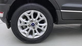 Used 2015 Ford EcoSport [2015-2017] Titanium 1.5L Ti-VCT AT Petrol Automatic tyres RIGHT REAR TYRE RIM VIEW