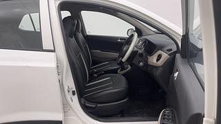 Used 2016 Hyundai Grand i10 [2013-2017] Sportz 1.2 Kappa VTVT Petrol Manual interior RIGHT SIDE FRONT DOOR CABIN VIEW