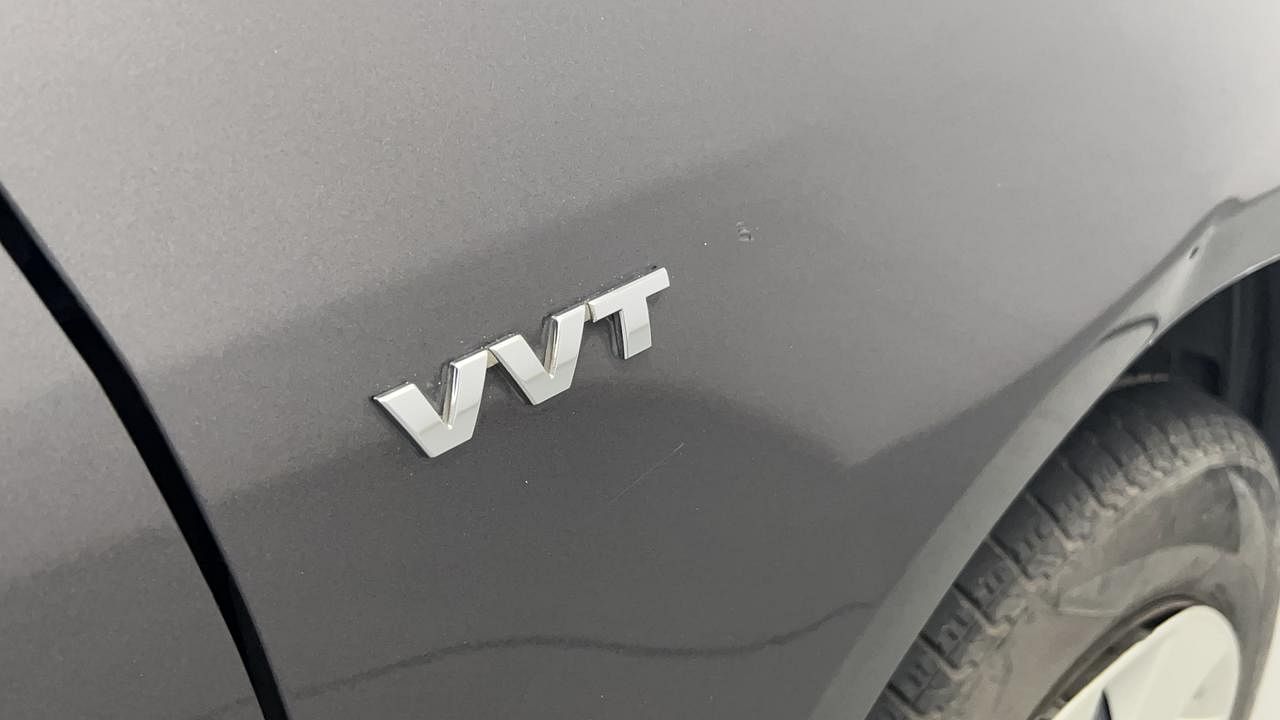 Used 2015 Maruti Suzuki Swift [2011-2017] VXi Petrol Manual dents MINOR SCRATCH