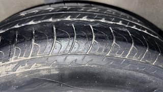 Used 2015 Maruti Suzuki Ritz [2012-2017] Lxi Petrol Manual tyres RIGHT REAR TYRE TREAD VIEW