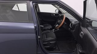 Used 2020 Hyundai Venue [2019-2020] SX(O) 1.4 CRDI Diesel Manual interior RIGHT SIDE FRONT DOOR CABIN VIEW