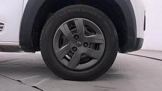Used 2019 Renault Kwid [2017-2019] RXT 1.0 SCE Special (O) Petrol Manual tyres RIGHT FRONT TYRE RIM VIEW