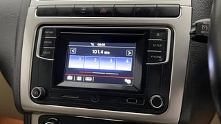 Used 2016 Volkswagen Polo [2015-2019] Highline1.2L (P) Petrol Manual top_features Integrated (in-dash) music system