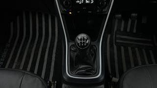 Used 2018 Maruti Suzuki S-Cross [2017-2020] Zeta 1.3 Diesel Manual interior GEAR  KNOB VIEW