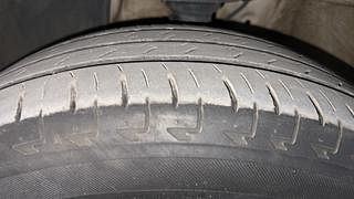 Used 2019 Maruti Suzuki Ignis [2017-2020] Zeta AMT Petrol Petrol Automatic tyres LEFT FRONT TYRE TREAD VIEW