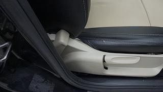 Used 2014 Volkswagen Polo [2010-2014] Highline1.2L (P) Petrol Manual top_features Height adjustable driver seat
