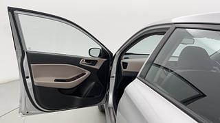 Used 2016 Hyundai Elite i20 [2014-2018] Sportz 1.2 Petrol Manual interior LEFT FRONT DOOR OPEN VIEW
