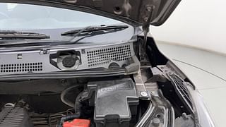 Used 2021 Nissan Magnite XV Premium Petrol Manual engine ENGINE LEFT SIDE HINGE & APRON VIEW