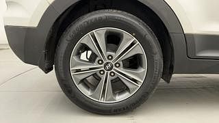 Used 2016 Hyundai Creta [2015-2018] 1.6 SX (O) Diesel Manual tyres RIGHT REAR TYRE RIM VIEW