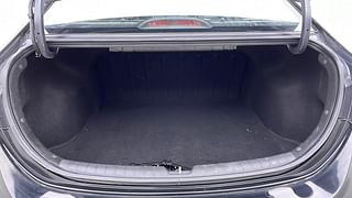 Used 2018 Hyundai Verna [2017-2020] 1.6 VTVT SX (O) Petrol Manual interior DICKY INSIDE VIEW