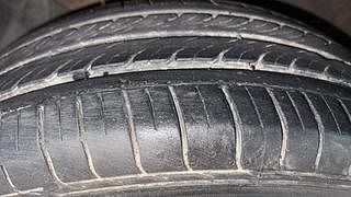 Used 2017 Hyundai Elite i20 [2014-2018] Sportz 1.2 Petrol Manual tyres LEFT FRONT TYRE TREAD VIEW