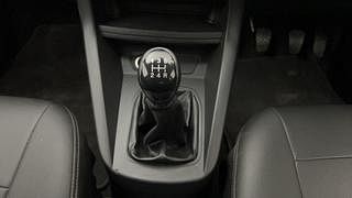 Used 2017 Ford Figo [2015-2019] Trend 1.2 Ti-VCT Petrol Manual interior GEAR  KNOB VIEW