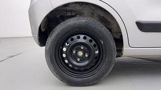 Used 2014 Maruti Suzuki Wagon R 1.0 [2010-2019] VXi Petrol Manual tyres RIGHT REAR TYRE RIM VIEW