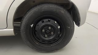 Used 2010 Maruti Suzuki A-Star [2008-2012] Zxi Petrol Manual tyres LEFT REAR TYRE RIM VIEW
