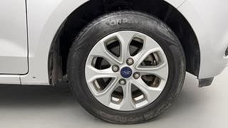 Used 2017 Ford Figo Aspire [2015-2019] Titanium 1.2 Ti-VCT Petrol Manual tyres RIGHT FRONT TYRE RIM VIEW