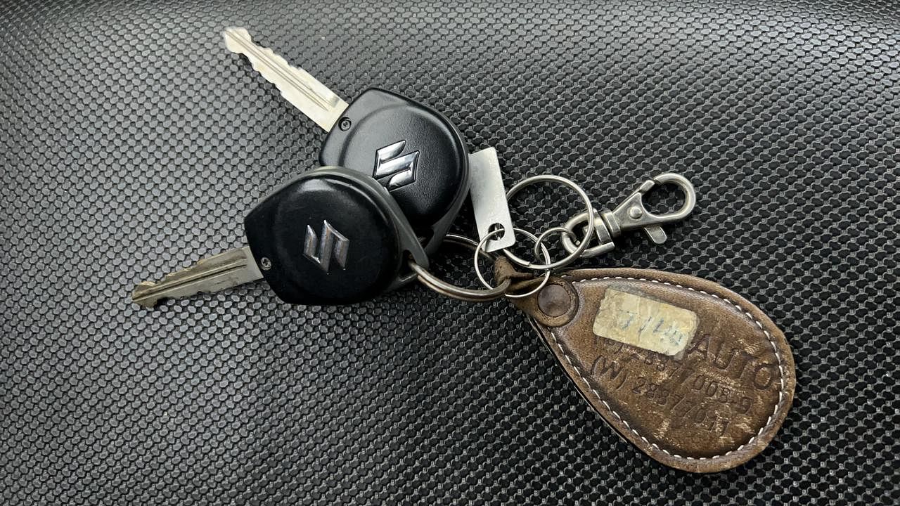 Used 2018 Maruti Suzuki Baleno [2015-2019] Delta Petrol Petrol Manual extra CAR KEY VIEW