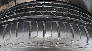 Used 2021 Maruti Suzuki S-Cross Alpha 1.5 AT Petrol Automatic tyres RIGHT REAR TYRE TREAD VIEW