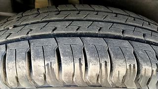 Used 2019 Maruti Suzuki Dzire [2017-2020] LXI Petrol Manual tyres RIGHT REAR TYRE TREAD VIEW