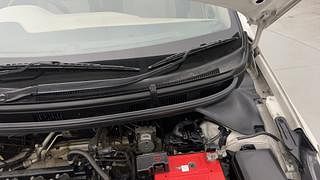 Used 2018 Hyundai Elite i20 [2014-2018] Sportz 1.2 Petrol Manual engine ENGINE LEFT SIDE HINGE & APRON VIEW