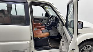 Used 2017 Mahindra Scorpio [2016-2017] S10 1.99 Diesel Manual interior RIGHT SIDE FRONT DOOR CABIN VIEW