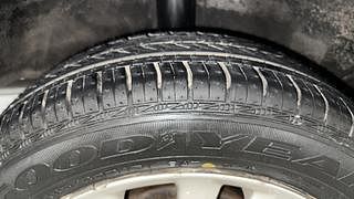 Used 2013 Toyota Etios [2010-2017] VX D Diesel Manual tyres RIGHT REAR TYRE TREAD VIEW