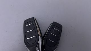 Used 2017 Mahindra XUV500 [2015-2018] W10 AWD AT Diesel Automatic extra CAR KEY VIEW