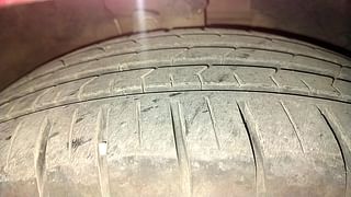 Used 2020 Ford Figo [2019-2021] Titanium Petrol Petrol Manual tyres RIGHT FRONT TYRE TREAD VIEW