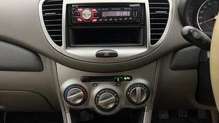 Used 2012 Hyundai i10 [2010-2016] Magna Petrol Petrol Manual interior MUSIC SYSTEM & AC CONTROL VIEW