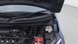 Used 2017 Maruti Suzuki Ignis [2017-2020] Alpha MT Petrol Petrol Manual engine ENGINE LEFT SIDE HINGE & APRON VIEW