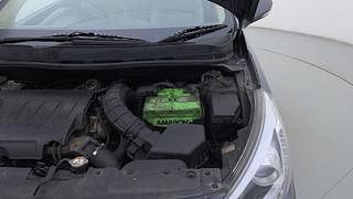 Used 2014 Hyundai Verna [2011-2015] Fluidic 1.6 CRDi SX Opt Diesel Manual engine ENGINE LEFT SIDE HINGE & APRON VIEW