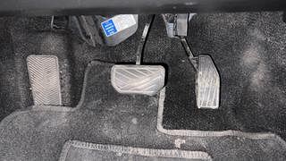 Used 2016 Maruti Suzuki Baleno [2015-2019] Zeta AT Petrol Petrol Automatic interior PEDALS VIEW