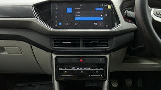 Used 2022 Volkswagen Taigun Highline 1.0 TSI MT Petrol Manual interior MUSIC SYSTEM & AC CONTROL VIEW
